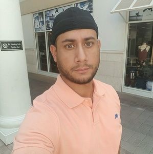 Meet your Posher, Gerardo