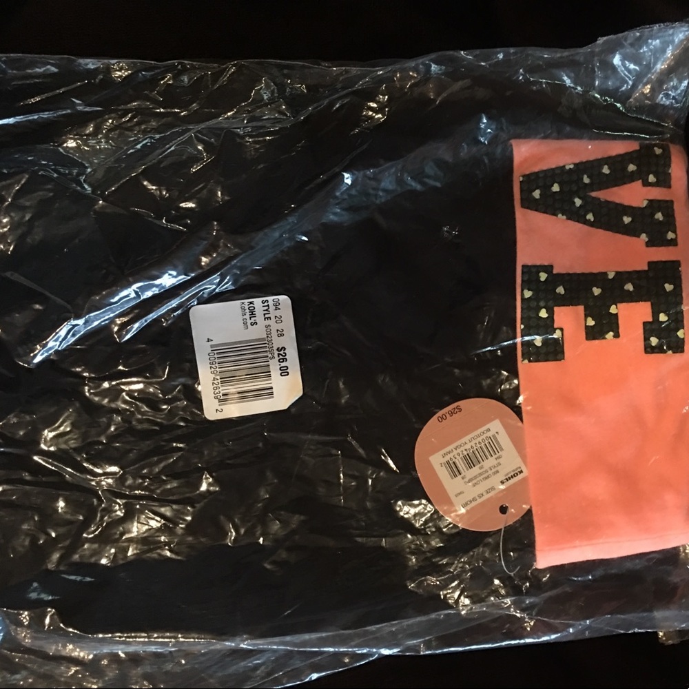 Black yoga pants xs short Kohls Still in package