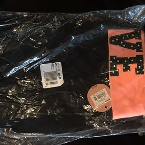 Black yoga pants xs short Kohls Still in package