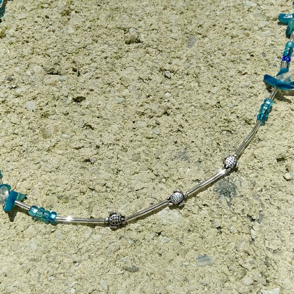 Neclace - Picture 2 of 2