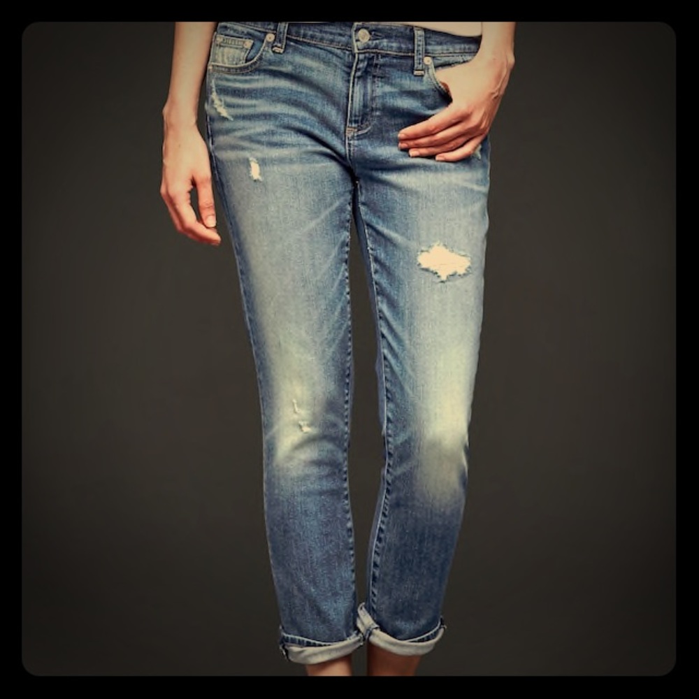 *NWT* Gap Destructed Girlfriend Jeans - 8 Tall