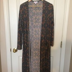 Medium Lularoe Sarah