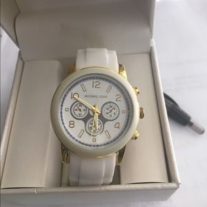 Michael Kors Runway White Watch