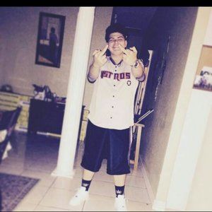 Meet your Posher, Juan