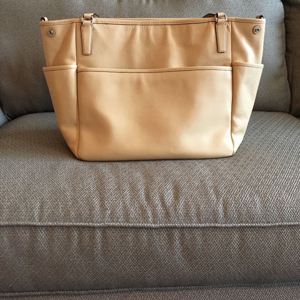 Coach diaper bag - Picture 2 of 4