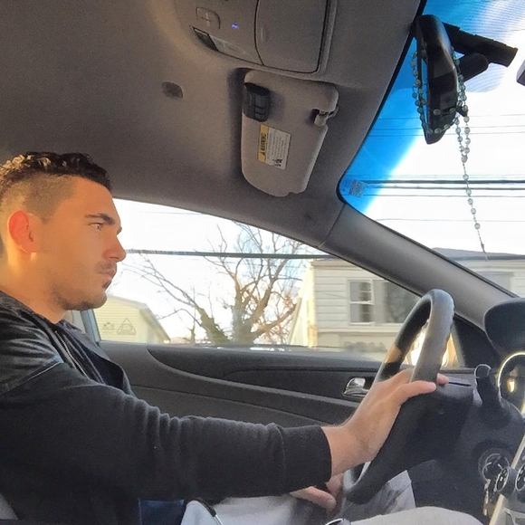 Meet your Posher, Mikel - Picture 1 of 1