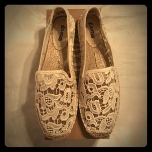 *NIB* Soludos Ivory Lace Espadrilles
