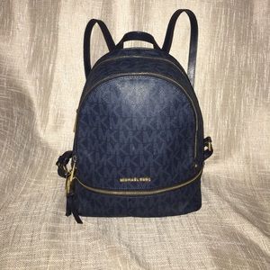 🛑SOLD🛑 Michael Kors Rea medium Backpack