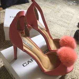 Pink faux fur poof sandal