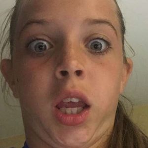 Meet your Posher, Stella