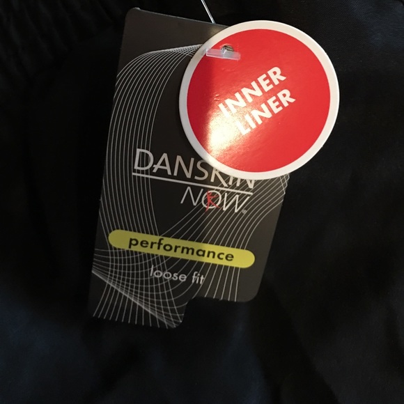 Shorts - Picture 2 of 4