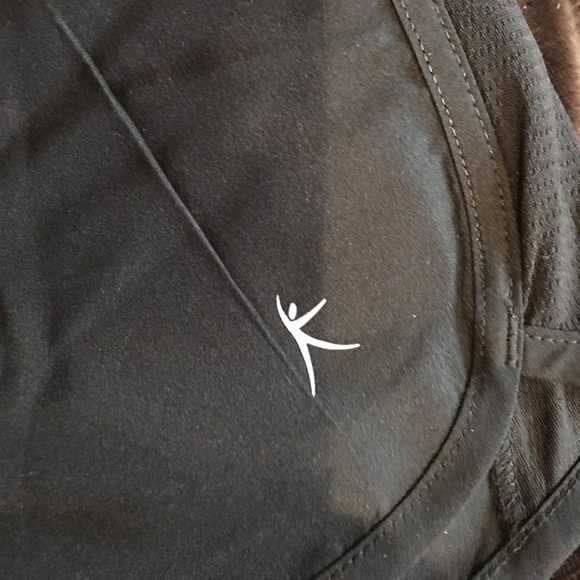 Shorts - Picture 3 of 4