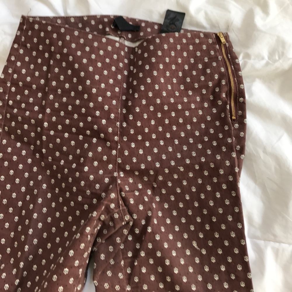 H&M cute flattering skinny crop