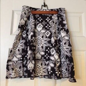 WHBM Black and White Flowered Skirt