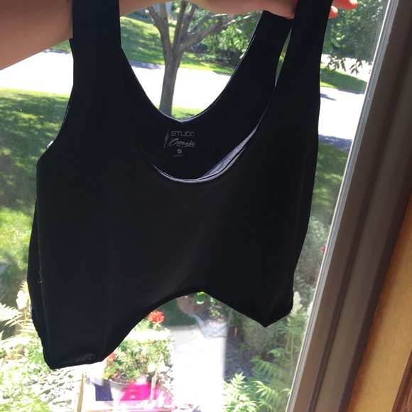 Capezio Flowy Sports Bra/Crop top - Picture 3 of 5