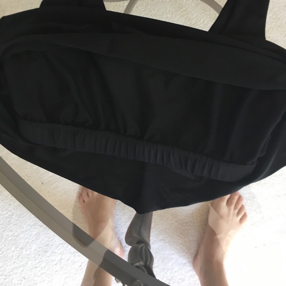 Capezio Flowy Sports Bra/Crop top - Picture 5 of 5