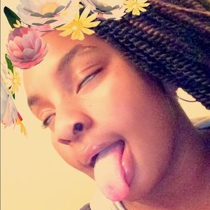 Meet your Posher, Deshynai