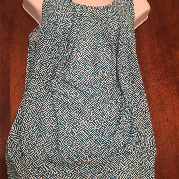 NEW YORK & CO SLEEVELESS BLOUSE - Picture 2 of 4