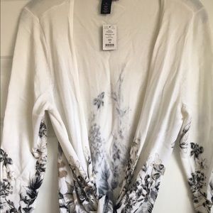 Short WHBM wrapped cardigan