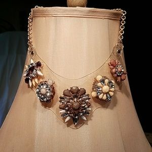 Bib necklace