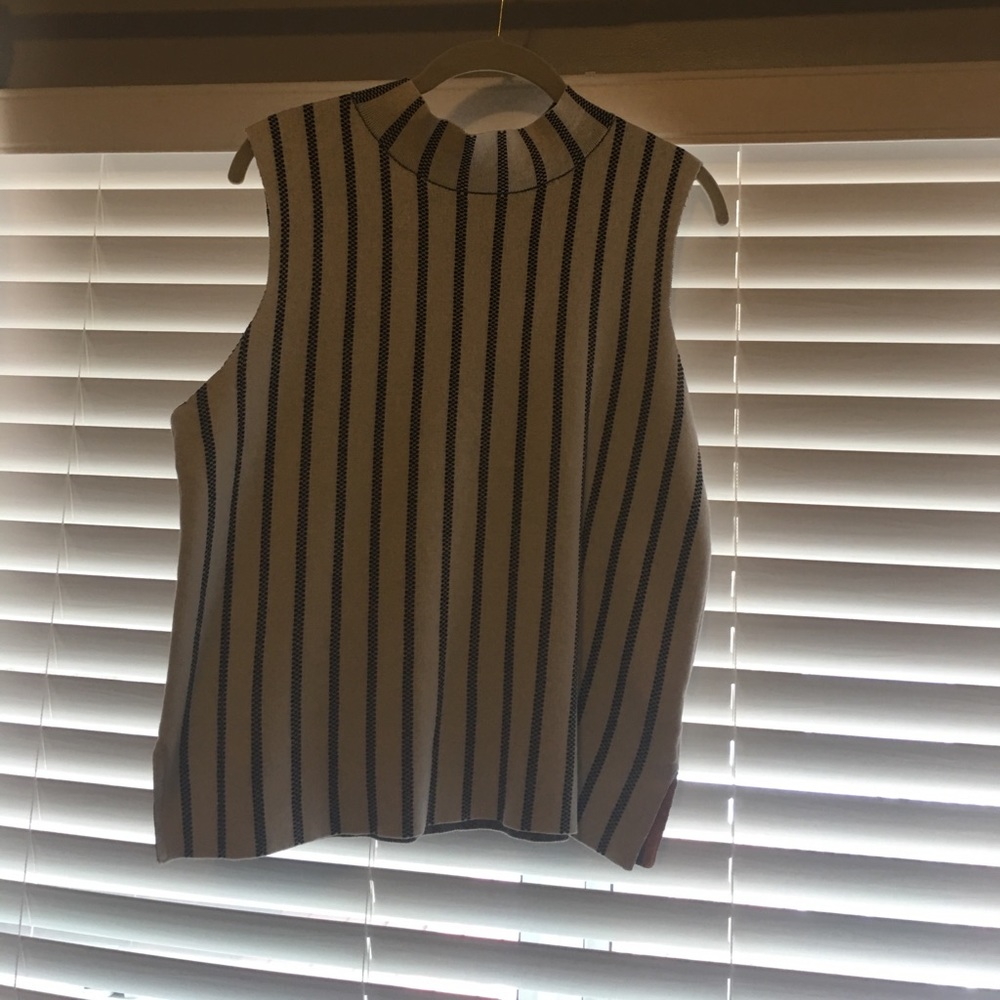 Anthropology tank