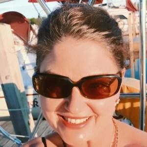Meet your Posher, Deborah