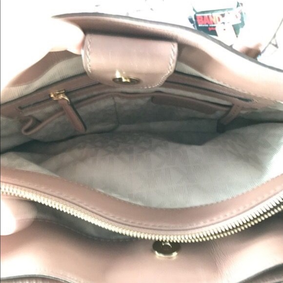 Michael kors hannah satchel - Picture 3 of 5