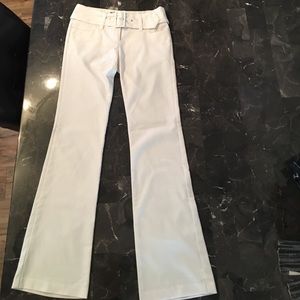 Guess belted white pant