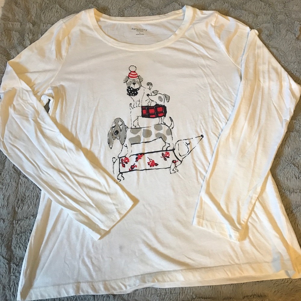 Pajama Top with print of dogs