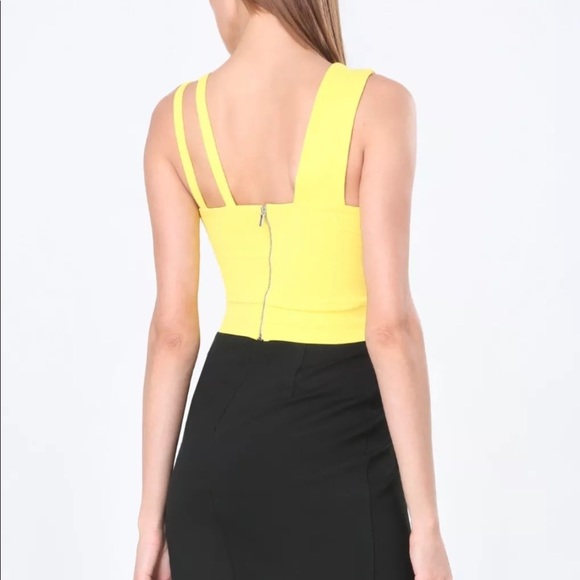 🔴SOLD!🔴 Yellow Crop Top Large BEBE - Picture 3 of 6