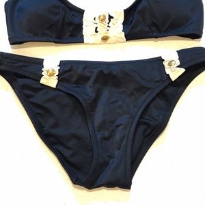 New Victoria Secret Bikini Bottom Size Small