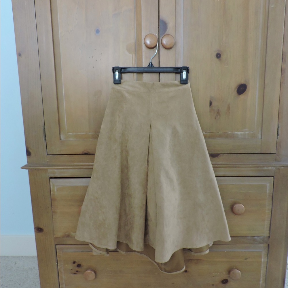 Tan suede tea length skirt!