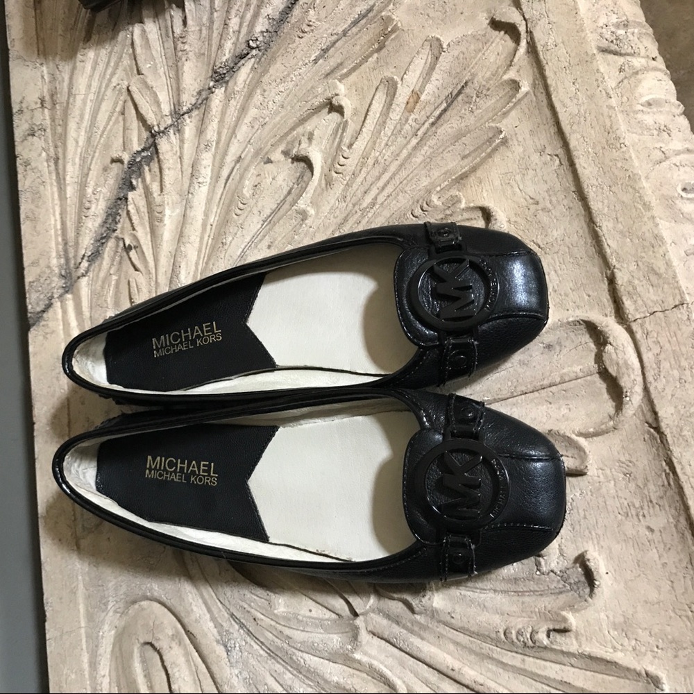 Michael Kors flats