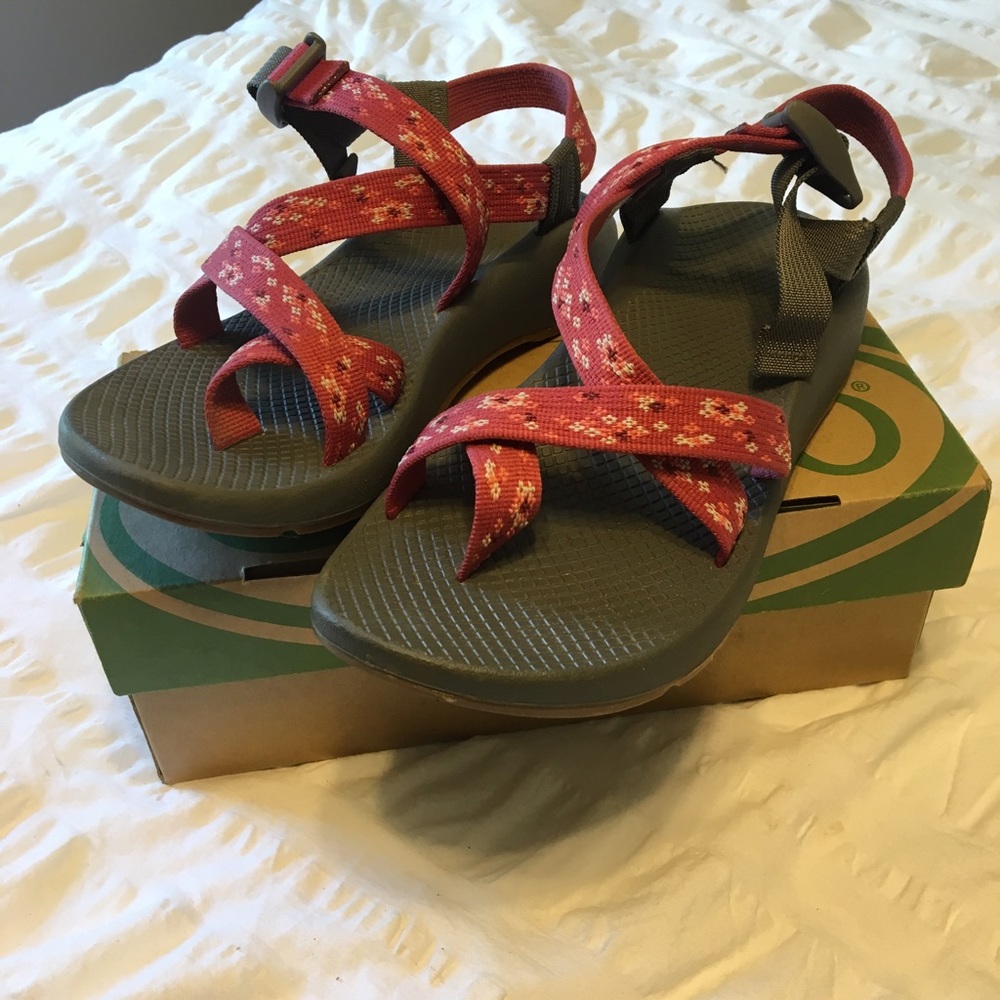 72 Vibram Garden Pink Chacos