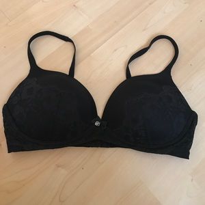 Victoria's Secret bra size 38C