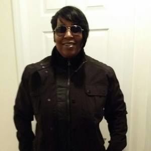 Meet your Posher, Tesa