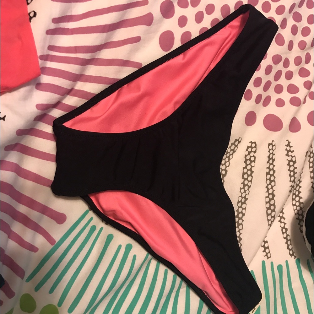 NWT PINK bikini bottoms