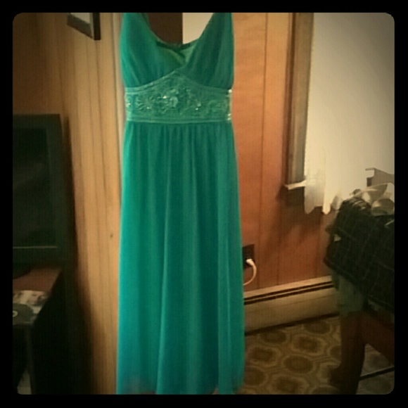 Formal turquoise dress - Picture 1 of 4
