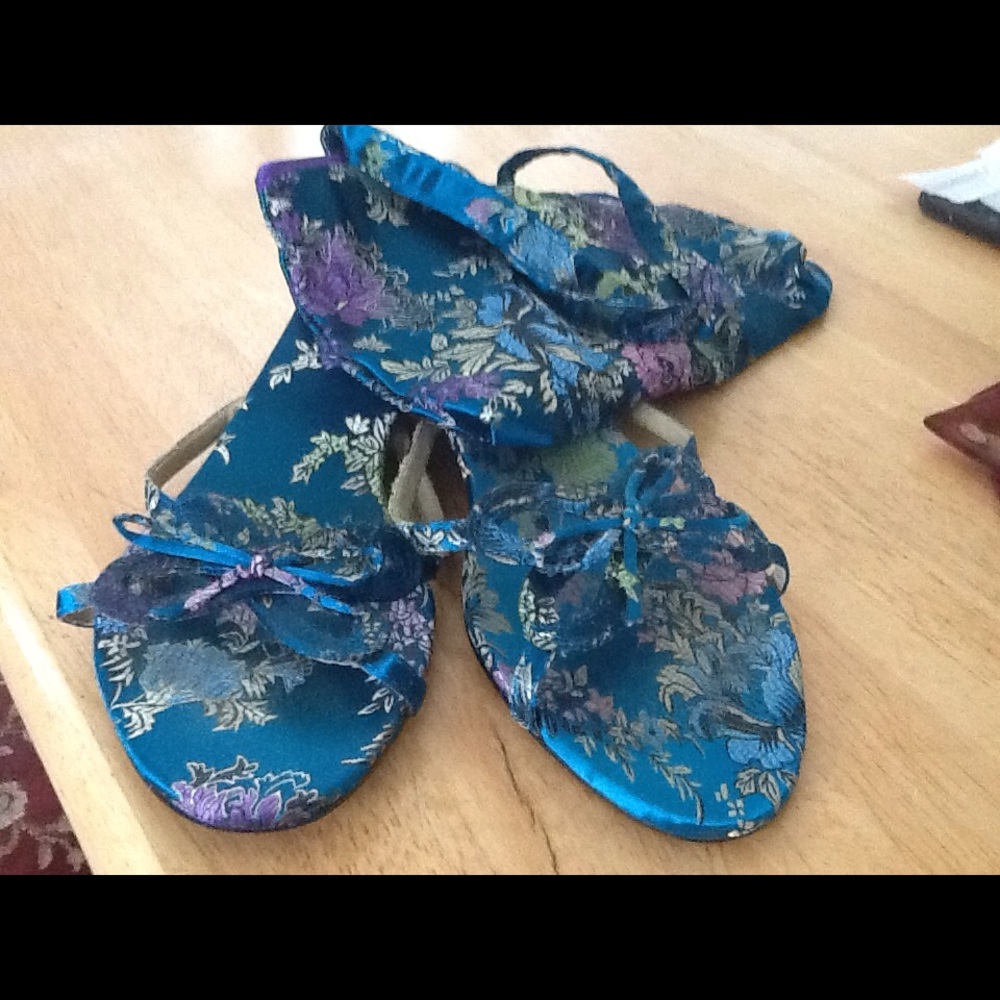 Brocade Sandal with Bag