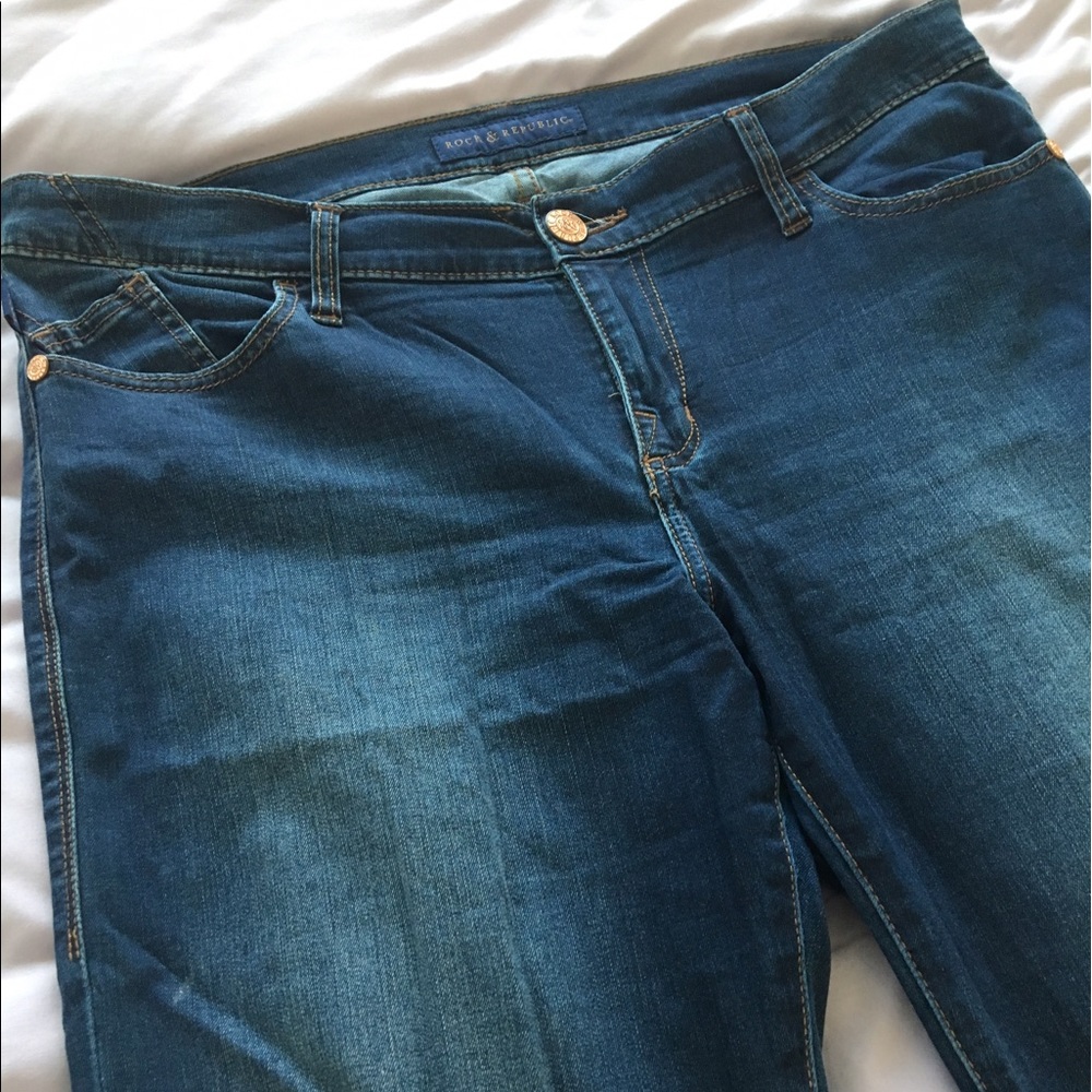 Super comfortable stretchy denim jeans!