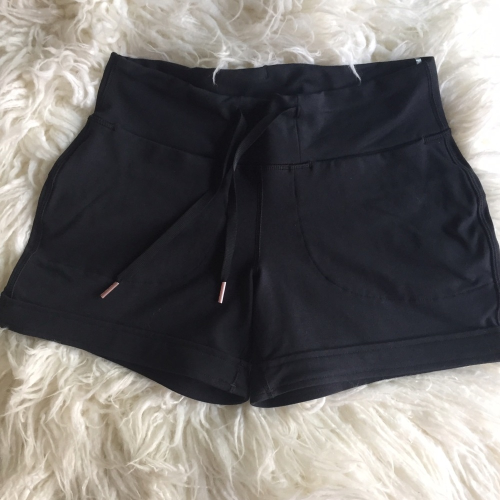 ❌SOLD❌ CALIA by Carrie Underwood Drawstring Short