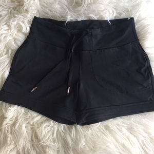 ❌SOLD❌ CALIA by Carrie Underwood Drawstring Short
