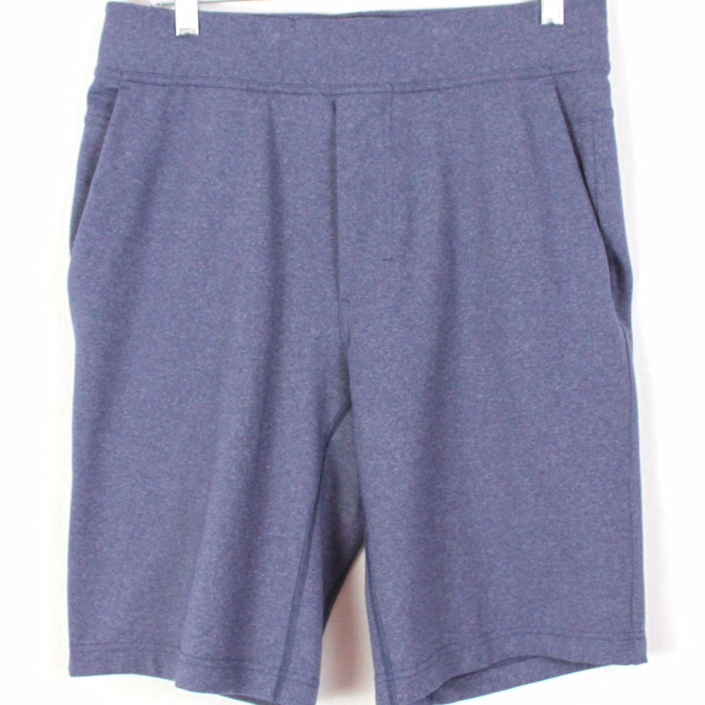 Lululemon Shorts 10 m size Blue Stretch