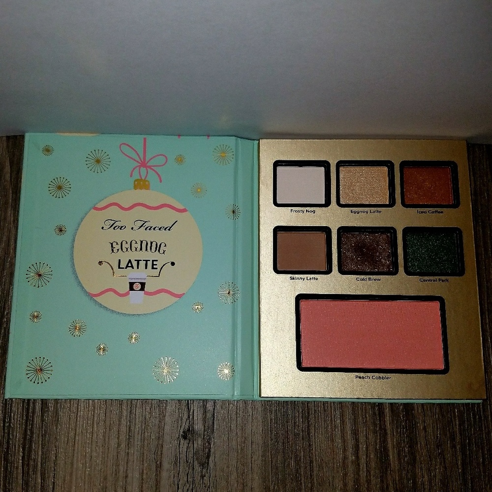 Too Faced Eggnog Latte pallette