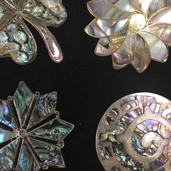 Pendants - Picture 3 of 3