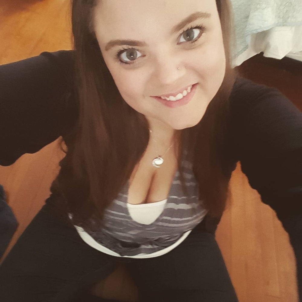 Meet your Posher, Cassi