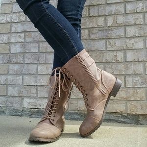 Rampage Lace Up Combat Boots NWOT Jacen 9M