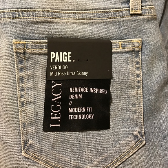 PAIGE Destructed Jean - Picture 4 of 8