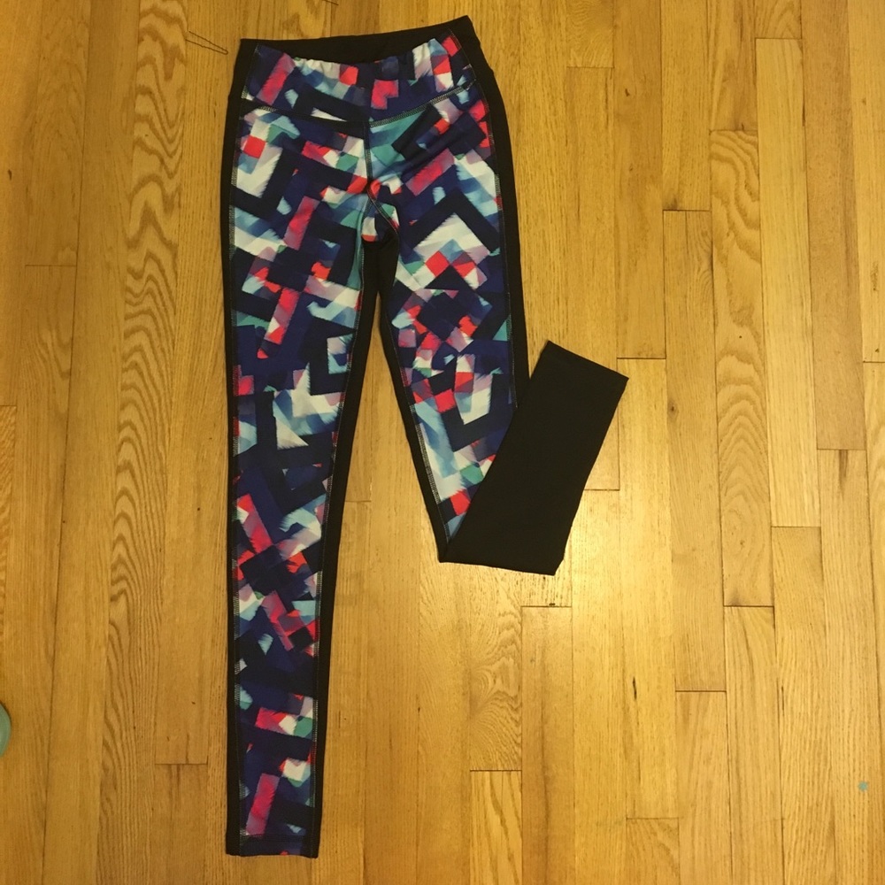 Patterned leggings