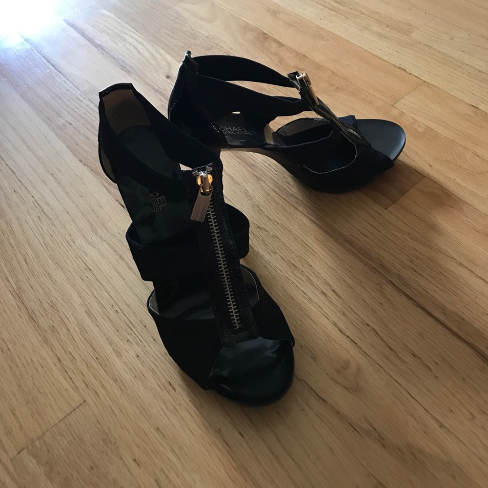 Michael Kors Zip-up 4inch heel